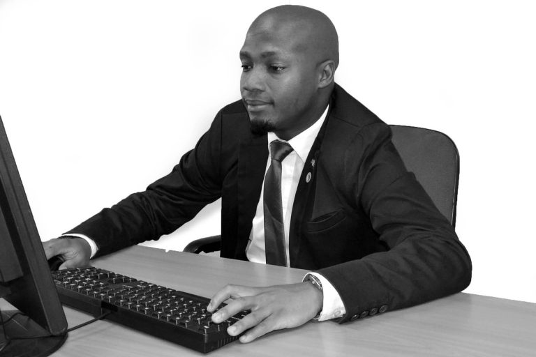 African business, business, working — High Risk Merchant Account Solutions for Travel Agencies